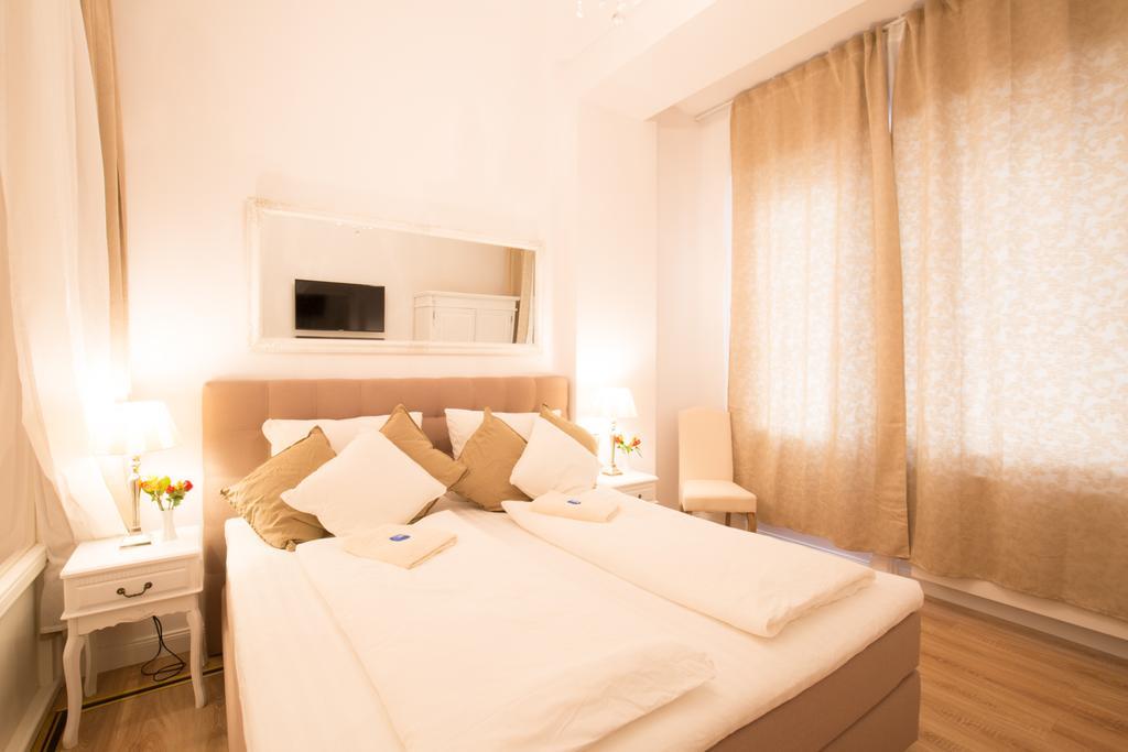 Fritz By Rockchair Apartments L Superhost Status L 3 Bedrooms Boxspringbeds 2 Bathrooms 2 Kitchen - Cozy Family & Business Flair Welcomes You! Berlim Exterior foto