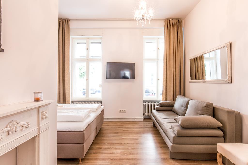 Fritz By Rockchair Apartments L Superhost Status L 3 Bedrooms Boxspringbeds 2 Bathrooms 2 Kitchen - Cozy Family & Business Flair Welcomes You! Berlim Exterior foto