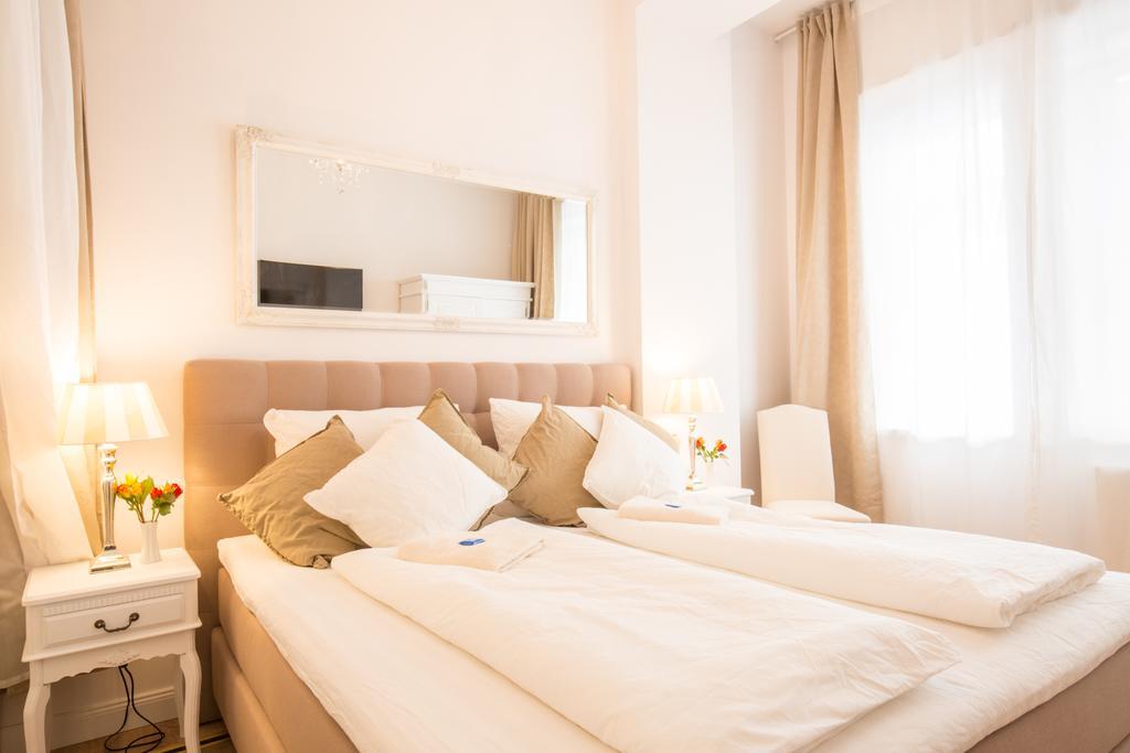 Fritz By Rockchair Apartments L Superhost Status L 3 Bedrooms Boxspringbeds 2 Bathrooms 2 Kitchen - Cozy Family & Business Flair Welcomes You! Berlim Exterior foto